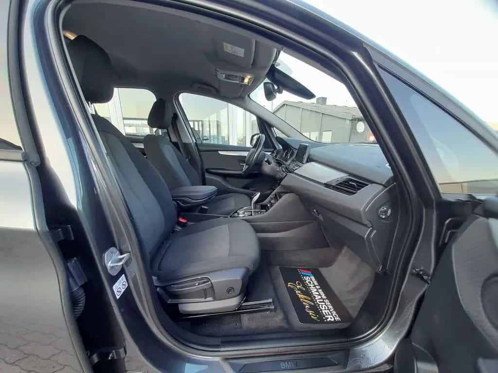 BMW 2 Series 218 Gran Tourer i Advantage,LED,PDC,NAVI,SHZ,AHK 02/2019-photo-17