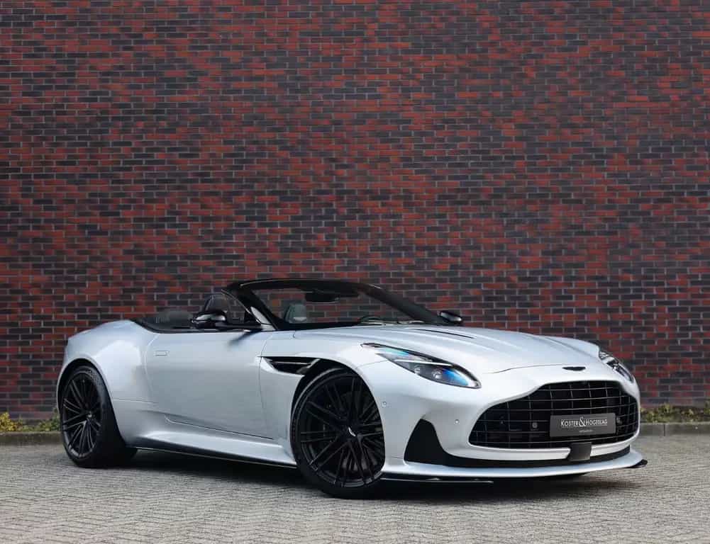 Aston Martin DB12 4.0 V8 Volante | Carbon - Bowers Wilkins 05/2024-photo-0