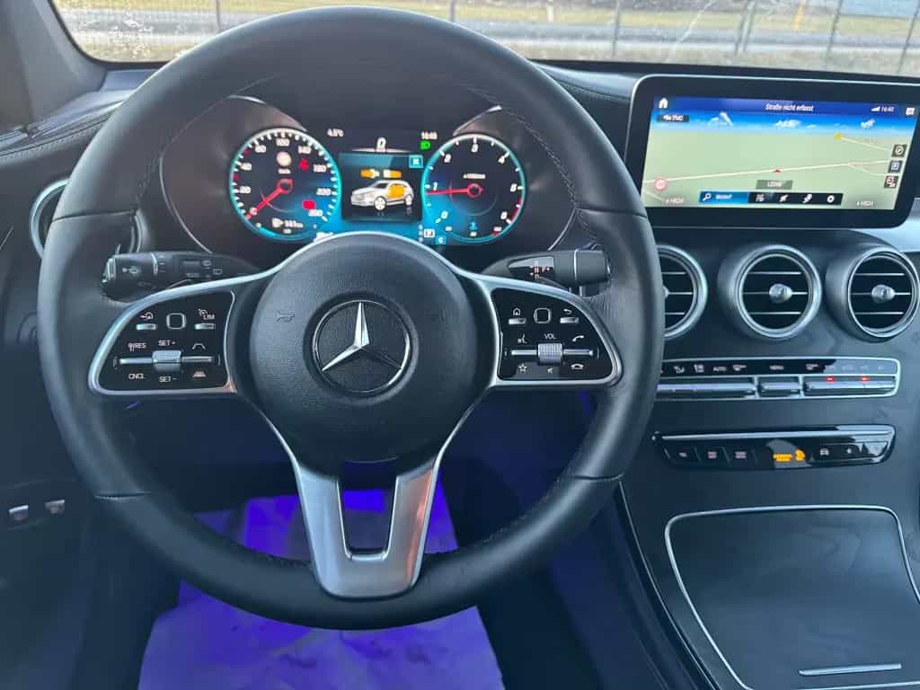 Mercedes-Benz GLC-Class 02/2020-photo-11