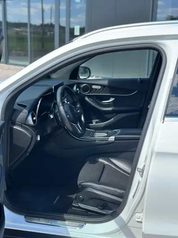 Mercedes-Benz GLC-Class 02/2020-photo-19