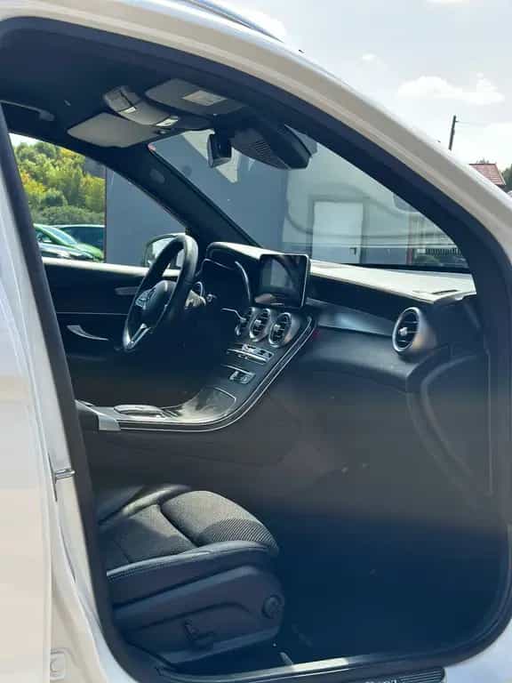 Mercedes-Benz GLC-Class 02/2020-photo-20