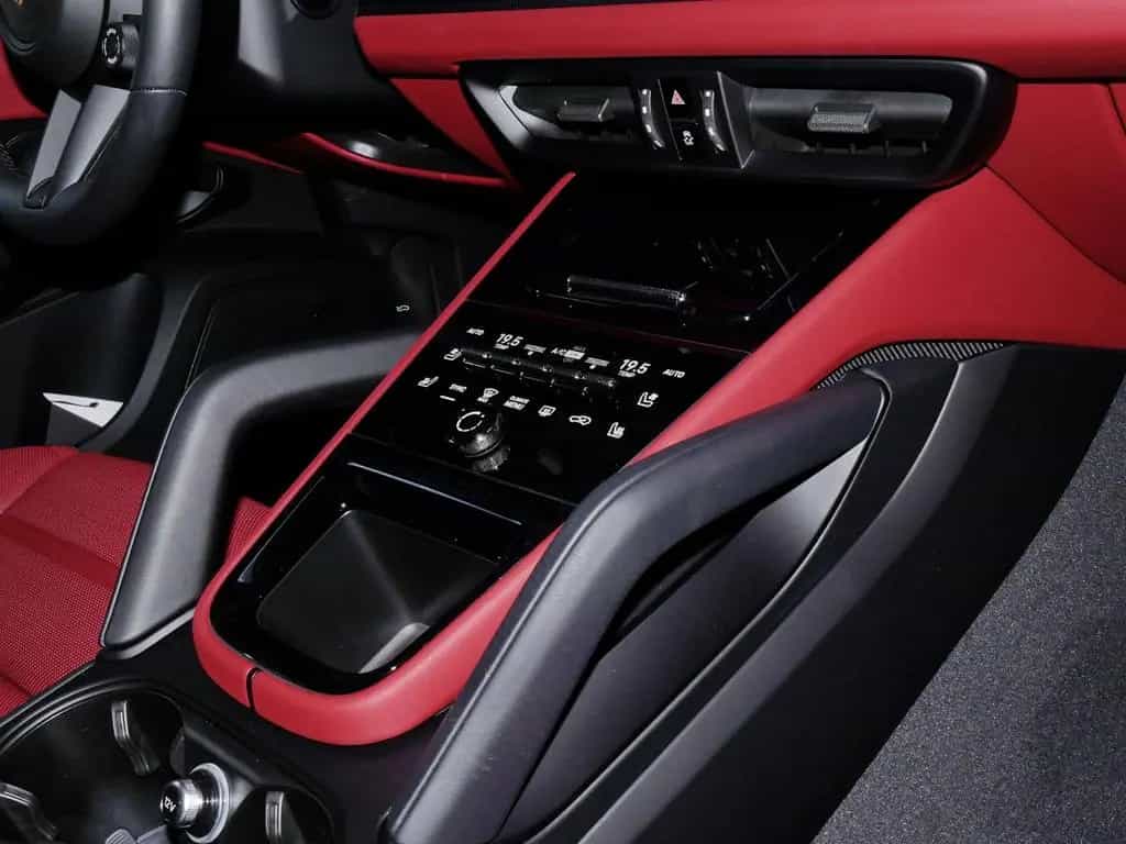 Porsche Cayenne Coupe Black Edition null-photo-13