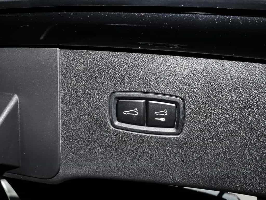 Porsche Cayenne Coupe Black Edition null-photo-18