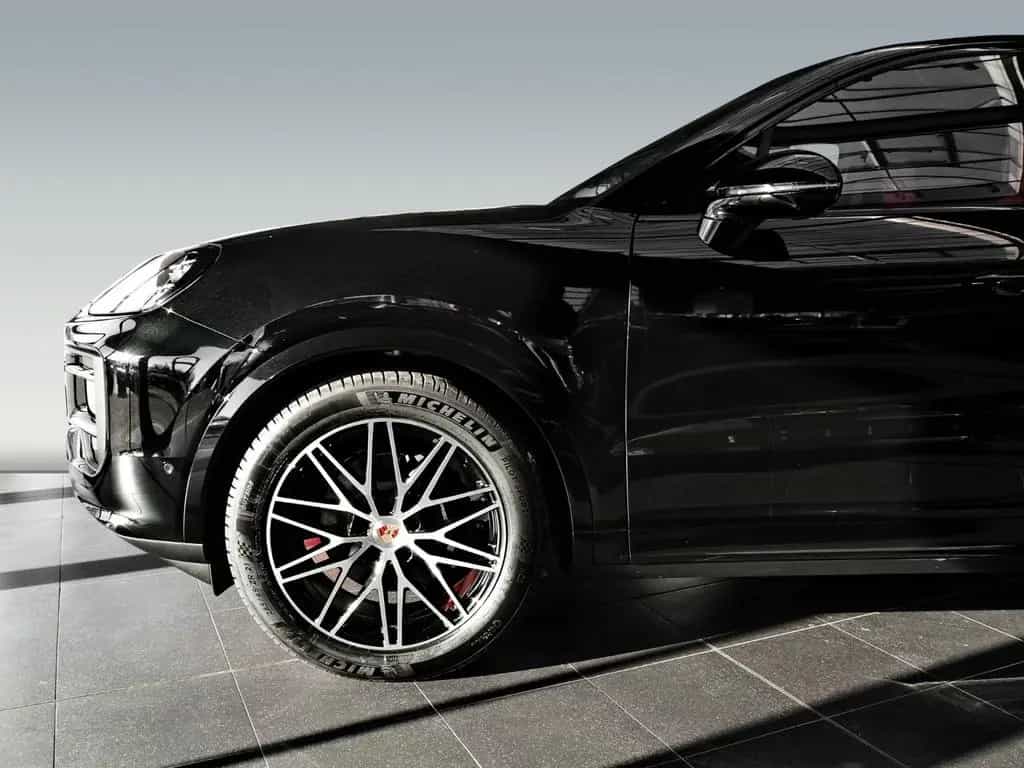 Porsche Cayenne Coupe Black Edition null-photo-23