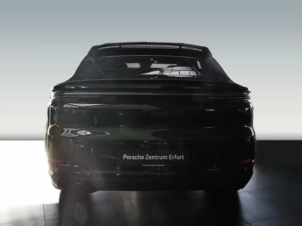 Porsche Cayenne Coupe Black Edition null-photo-8