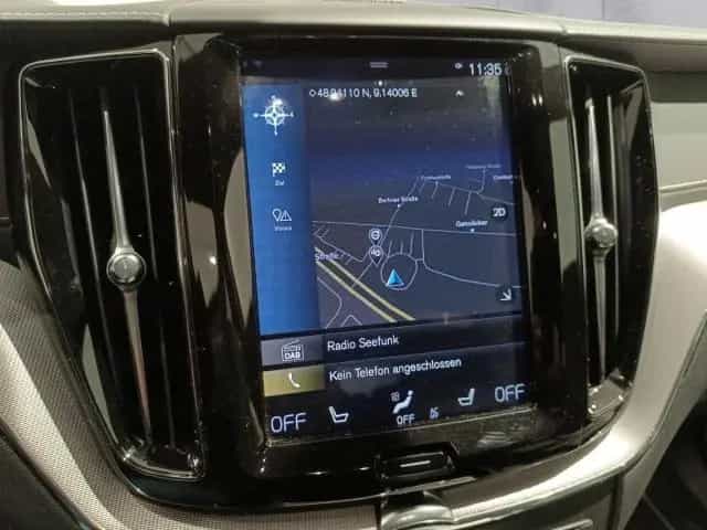 Volvo XC60 T8 TWIN ENGINE AWD ''R-Design'' AHK 360Grad 06/2020-photo-9