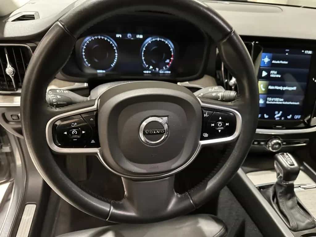 Volvo V60 Kombi Inscription 09/2020-photo-13