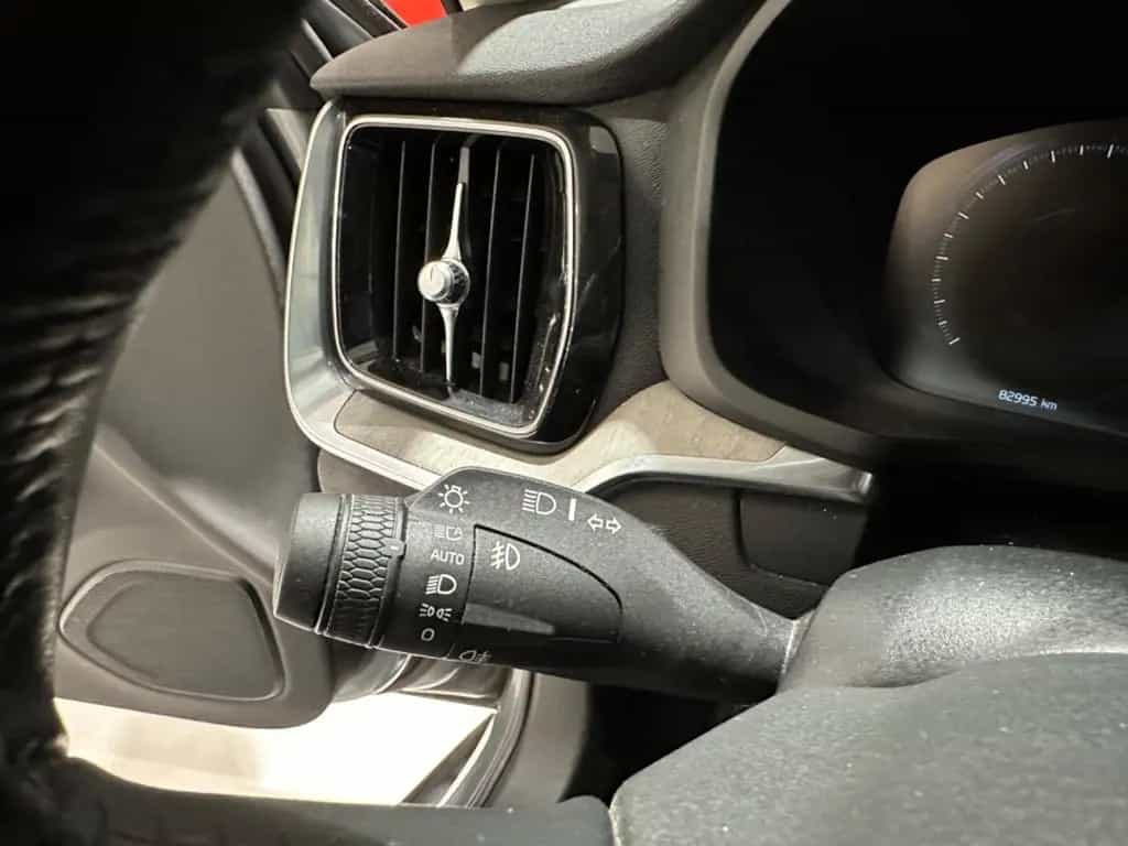 Volvo V60 Kombi Inscription 09/2020-photo-19