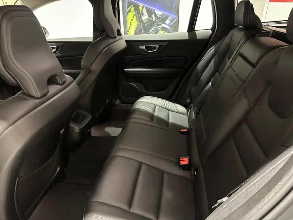 Volvo V60 Kombi Inscription 09/2020-photo-21