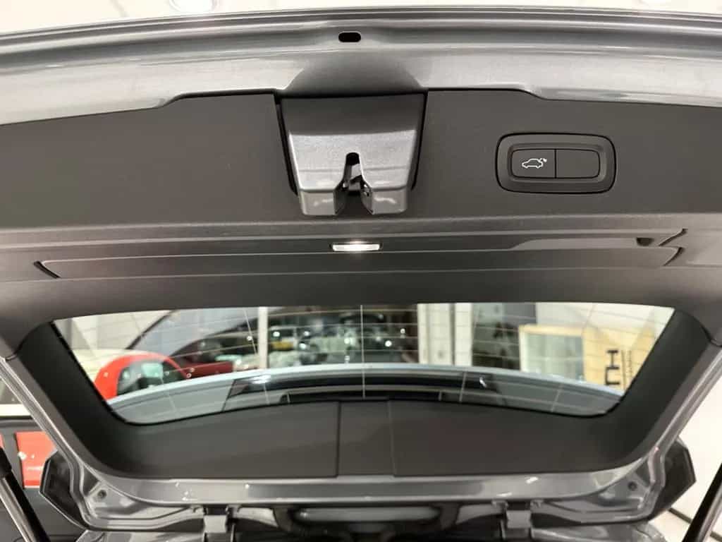 Volvo V60 Kombi Inscription 09/2020-photo-27