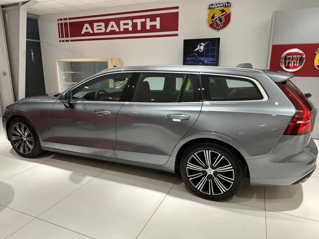 Volvo V60 Kombi Inscription 09/2020-photo-4