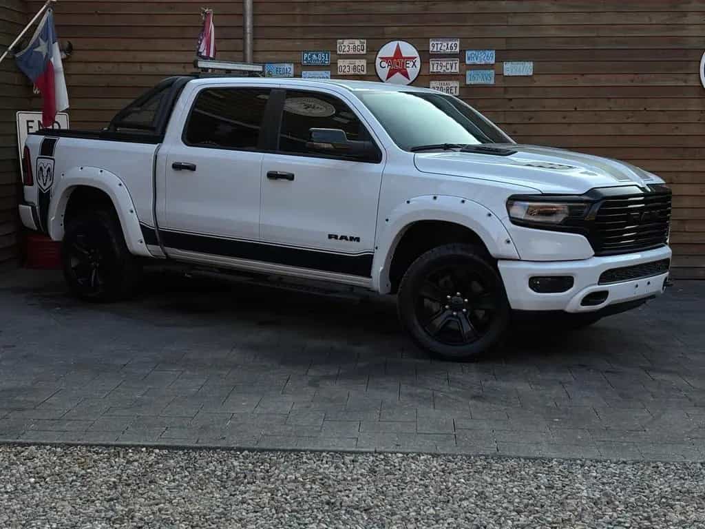 Dodge RAM 1500 OFFROAD 5.7L 12´´ NAV 4x4 LED AHK 08/2023-photo-1