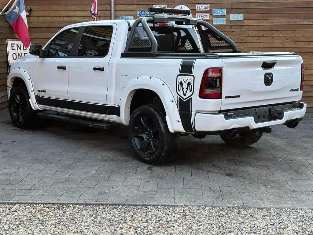 Dodge RAM 1500 OFFROAD 5.7L 12´´ NAV 4x4 LED AHK 08/2023-photo-11