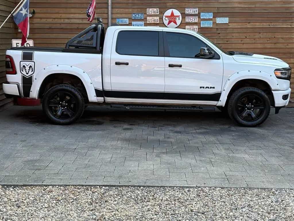Dodge RAM 1500 OFFROAD 5.7L 12´´ NAV 4x4 LED AHK 08/2023-photo-15