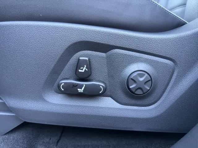 KGM Rexton Black 2.2 e-XDi Wildleder 01/2026-photo-18