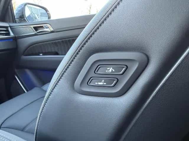 KGM Rexton Black 2.2 e-XDi Wildleder 01/2026-photo-21