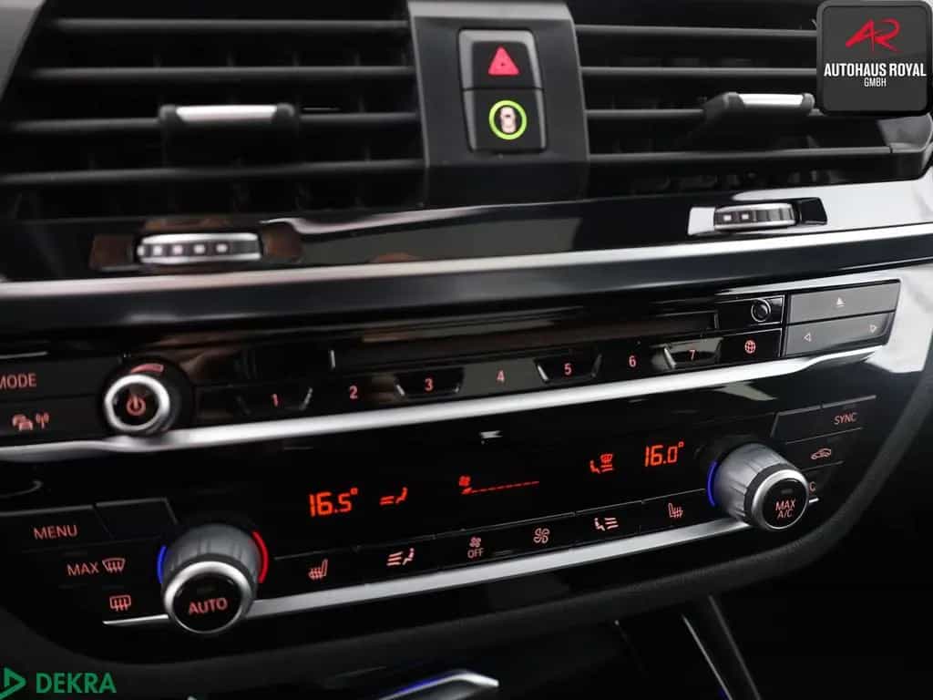 BMW X3 xDrive20d M SPORT HUD,KEYLESS,AHK,HIFI,21ZOLL 10/2018-photo-21