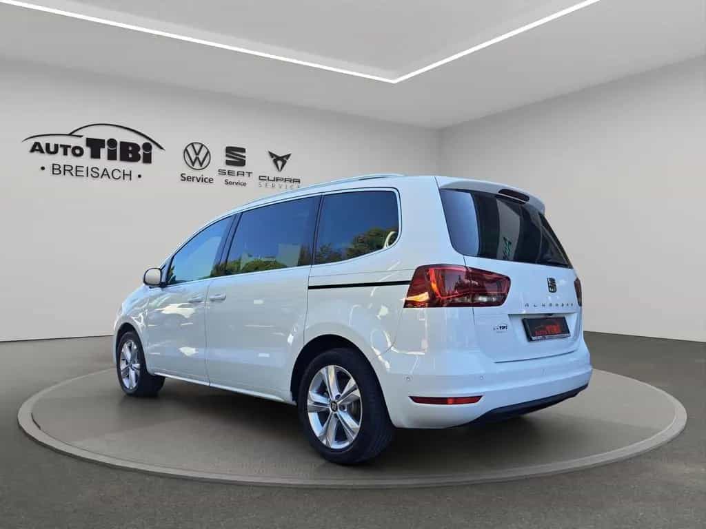 Seat Alhambra Xcellence 1.4 TSI 08/2021-photo-4