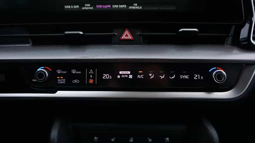 Kia Sportage Spirit Kamera Klima PDC AHK LED 08/2022-photo-17