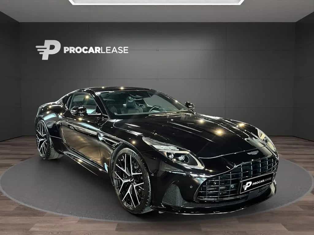 Aston Martin DB12 COUPE/V8/BLACK ON BLACK/ B&W/360°/SEAT VENT 04/2025-photo-2
