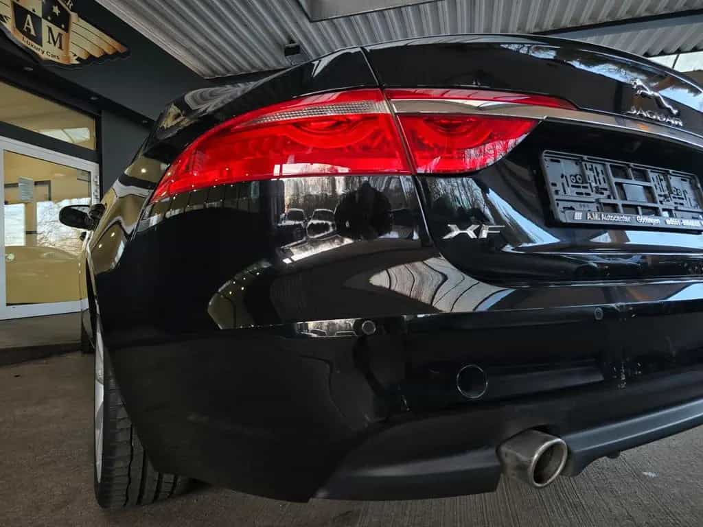 Jaguar XF 30d Prestige BT/Leder/Navi/Pano/Kamera/19" 07/2018-photo-14
