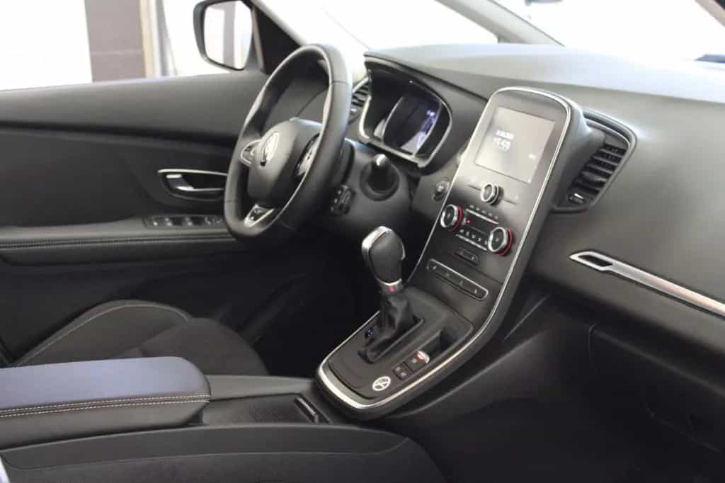Renault Grand Scenic TCe140 Limited Deluxe EDC 7-Sitzer 02/2020-photo-12