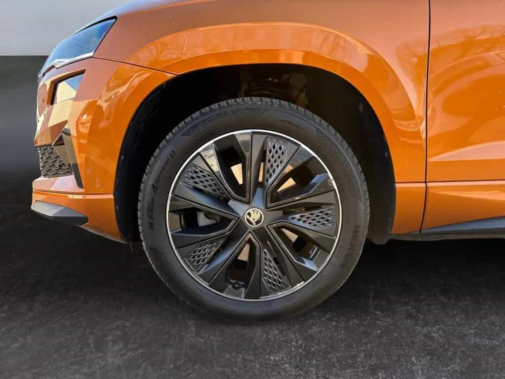 Skoda Karoq 1.5 TSI DSG Sportline *AHK*el. Heck*4xSHZ* 03/2024-photo-18