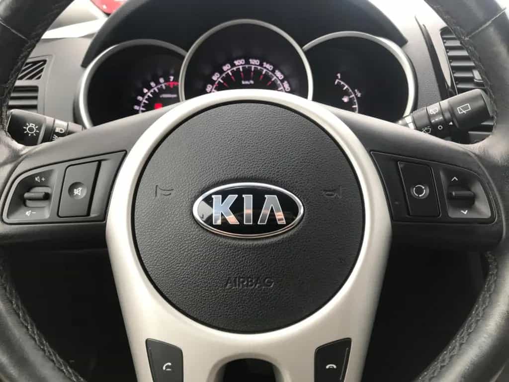Kia Venga 1.6 Automatik Spirit *Kamera*Navi*SHZ*PDC* 08/2019-photo-10