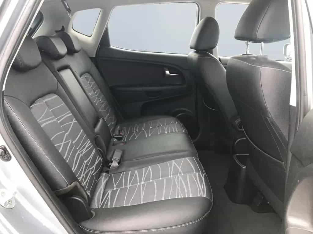 Kia Venga 1.6 Automatik Spirit *Kamera*Navi*SHZ*PDC* 08/2019-photo-16