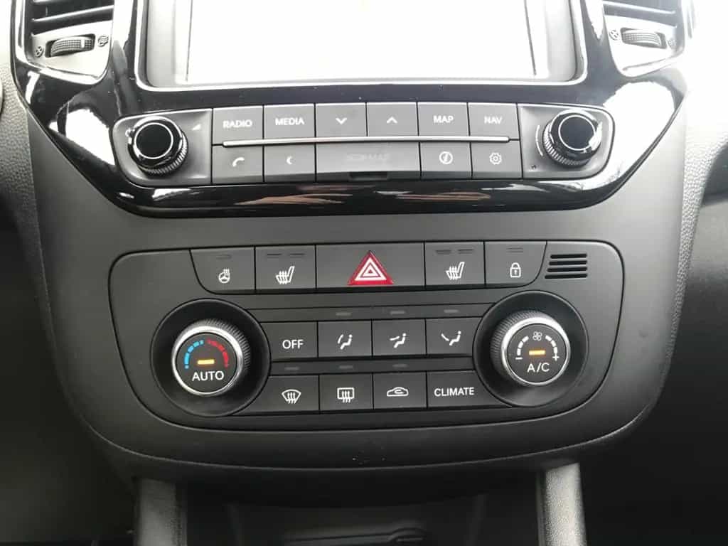 Kia Venga 1.6 Automatik Spirit *Kamera*Navi*SHZ*PDC* 08/2019-photo-24