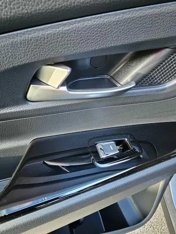 KGM Korando Essential AT 6-Gang Winter+Sommerreifen 09/2025-photo-23