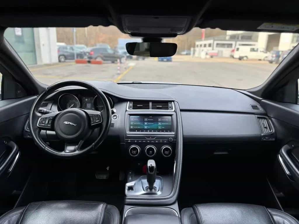 Jaguar E-Pace 2.0D 180 CV AWD aut. S 01/2018-photo-9