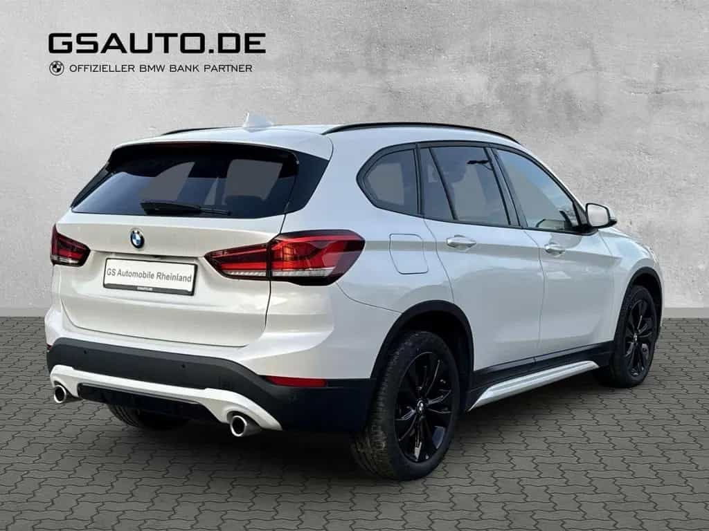 BMW X1 20d sDrive Aut.Sport-Line Navi ACC AHK Kamera 11/2020-photo-5
