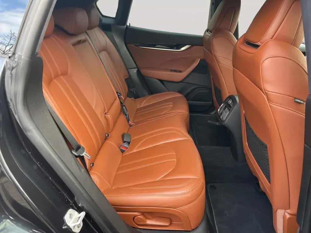 Maserati Levante GT Mild-Hybrid 1. Hand Scheckheft (330 P 02/2022-photo-16
