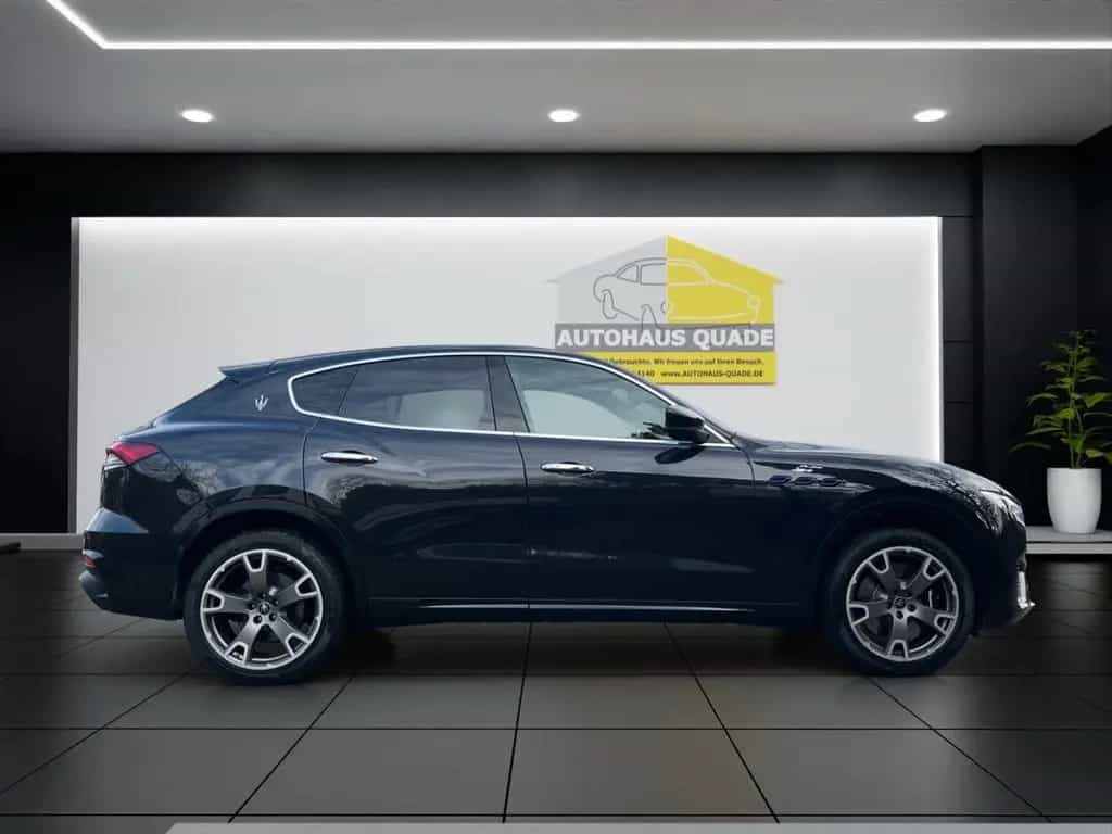 Maserati Levante GT Mild-Hybrid 1. Hand Scheckheft (330 P 02/2022-photo-5