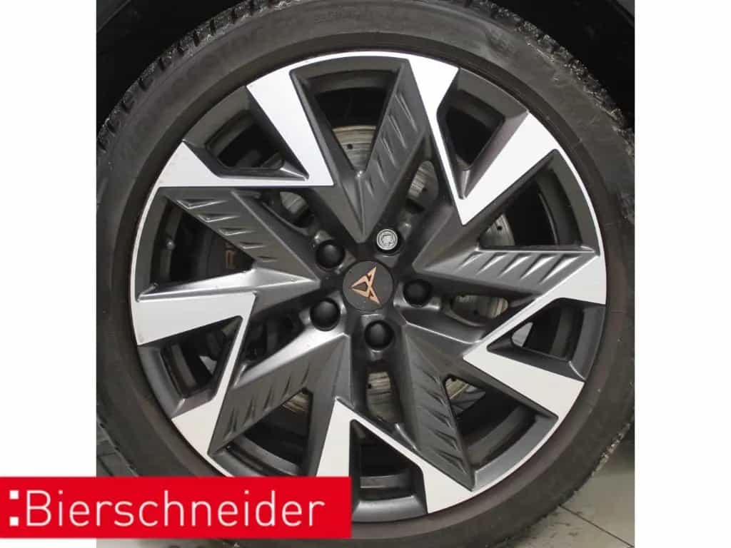 Cupra Formentor 2.0 TSI DSG 4Dr. VZ 19 AHK PANO KAMERA 05/2025-photo-13