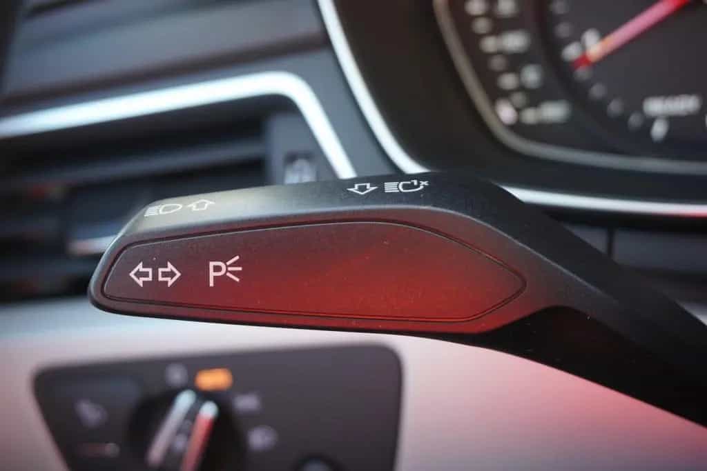 Audi A4 Avant 35 TDI S line S-Tronic LED Navi DAB 03/2021-photo-23