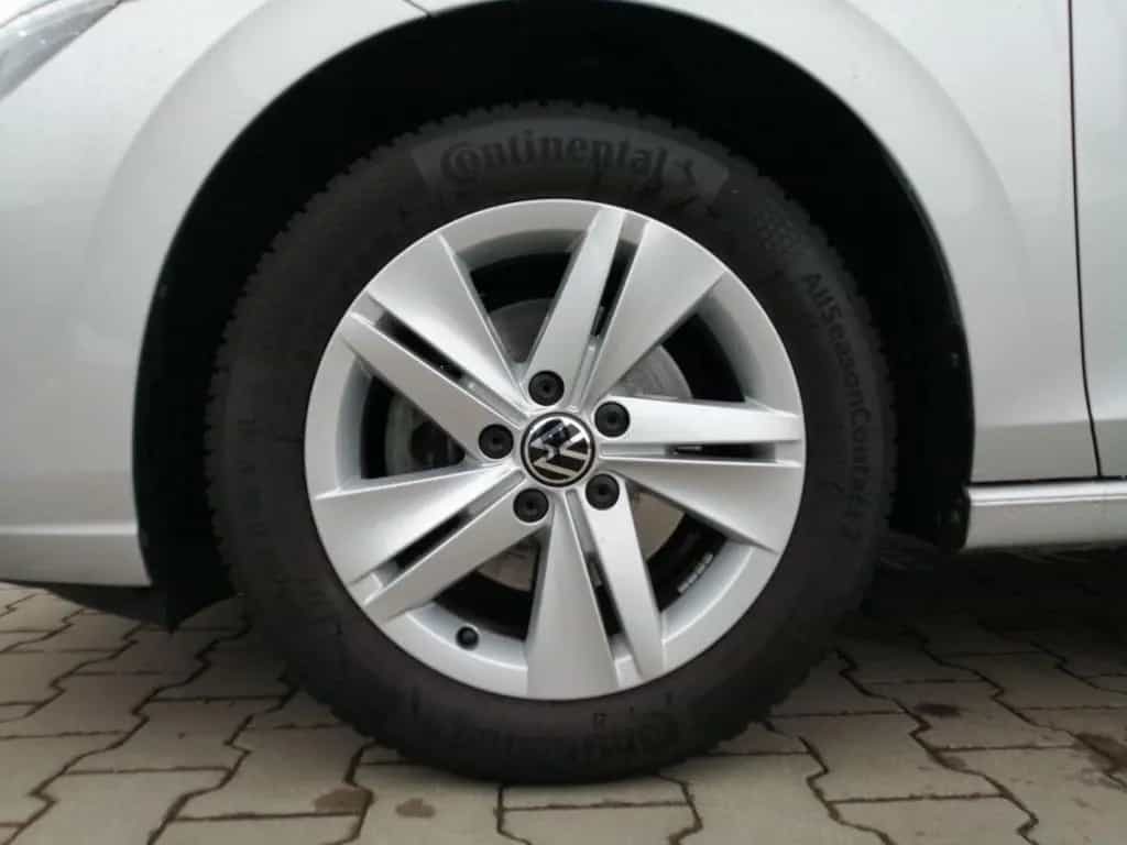 Volkswagen Golf VIII Life 1.5TSI / Navi, App, ACC, LED, SHZ 02/2022-photo-7