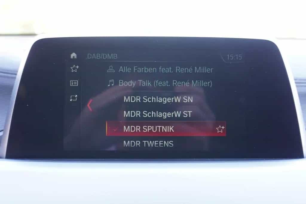 BMW X2 sDrive18iA LED Navi AHK el. Heckklappe PDC 01/2019-photo-12