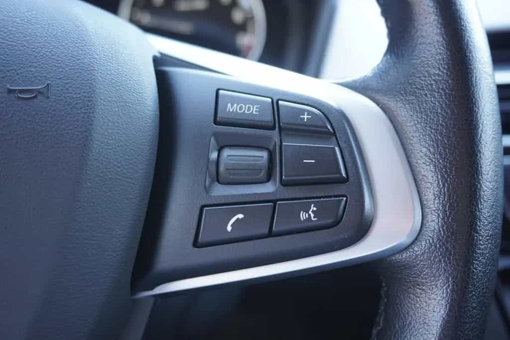 BMW X2 sDrive18iA LED Navi AHK el. Heckklappe PDC 01/2019-photo-18