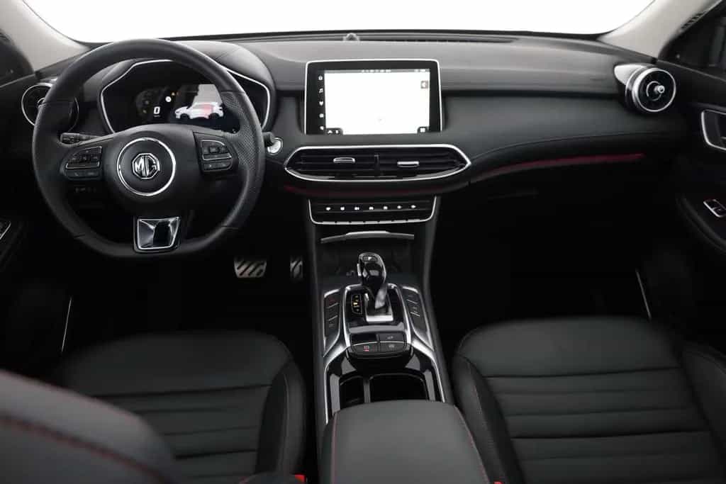 MG HS 1.5 T-GDI Luxury Aut. LED ACC Navi 360° Pano 03/2024-photo-8