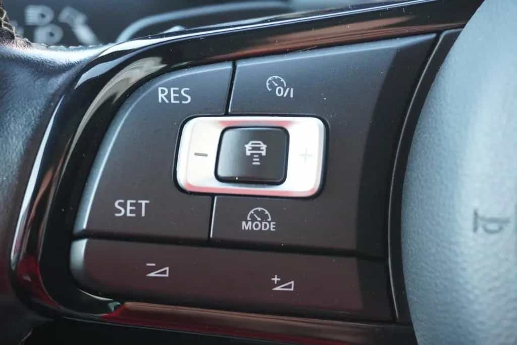 Volkswagen Golf VII Variant 2.0 TSI BMT R 4Motion NAVI ACC 11/2015-photo-13