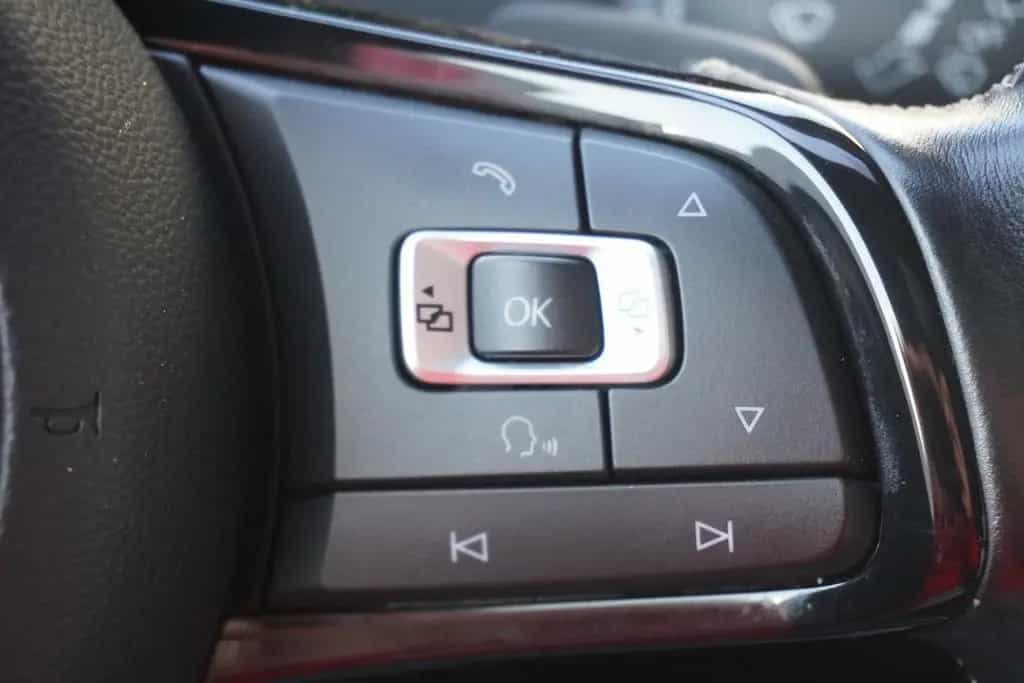 Volkswagen Golf VII Variant 2.0 TSI BMT R 4Motion NAVI ACC 11/2015-photo-14