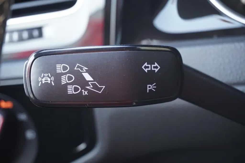 Volkswagen Golf VII Variant 2.0 TSI BMT R 4Motion NAVI ACC 11/2015-photo-15