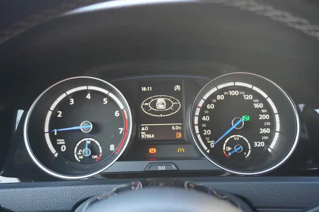 Volkswagen Golf VII Variant 2.0 TSI BMT R 4Motion NAVI ACC 11/2015-photo-19