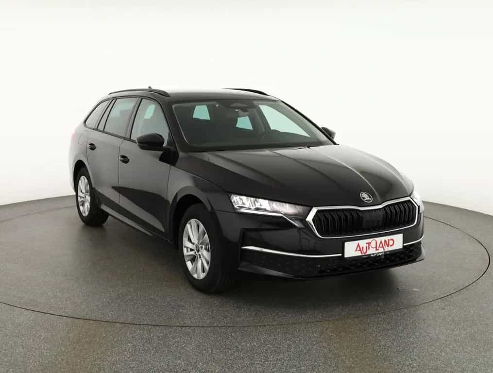 Skoda Octavia Combi 2.0 TDI DSG LED ACC Navi Kamera AH 11/2025-photo-6