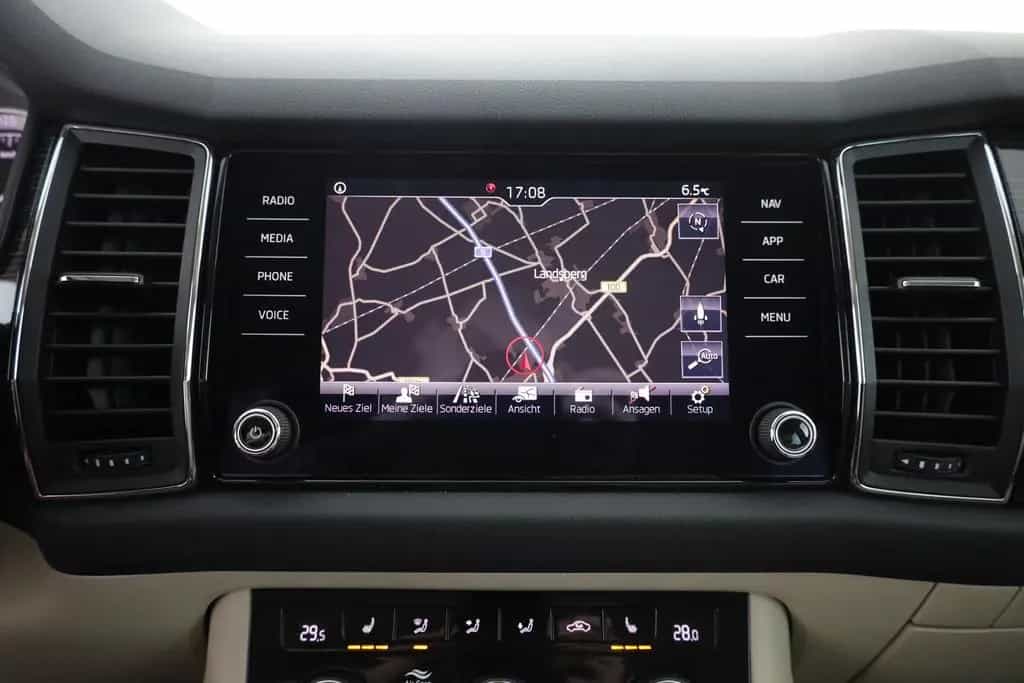 Skoda Kodiaq 1.4 TSI Style 4x4 LED Navi Keyless Kamera 01/2018-photo-10