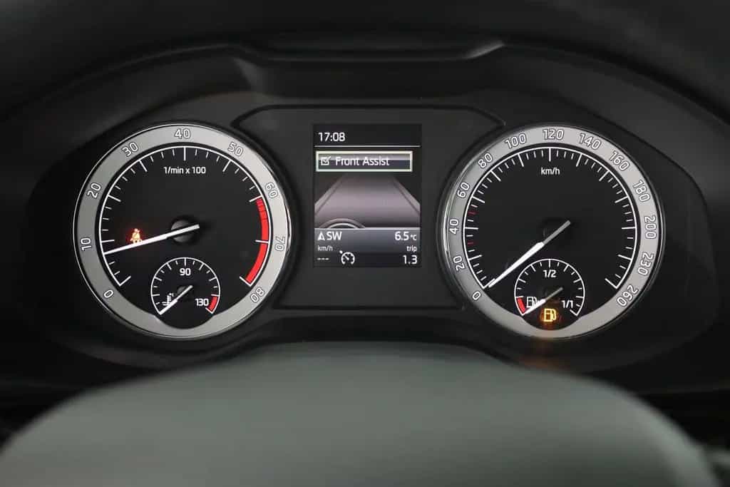 Skoda Kodiaq 1.4 TSI Style 4x4 LED Navi Keyless Kamera 01/2018-photo-16