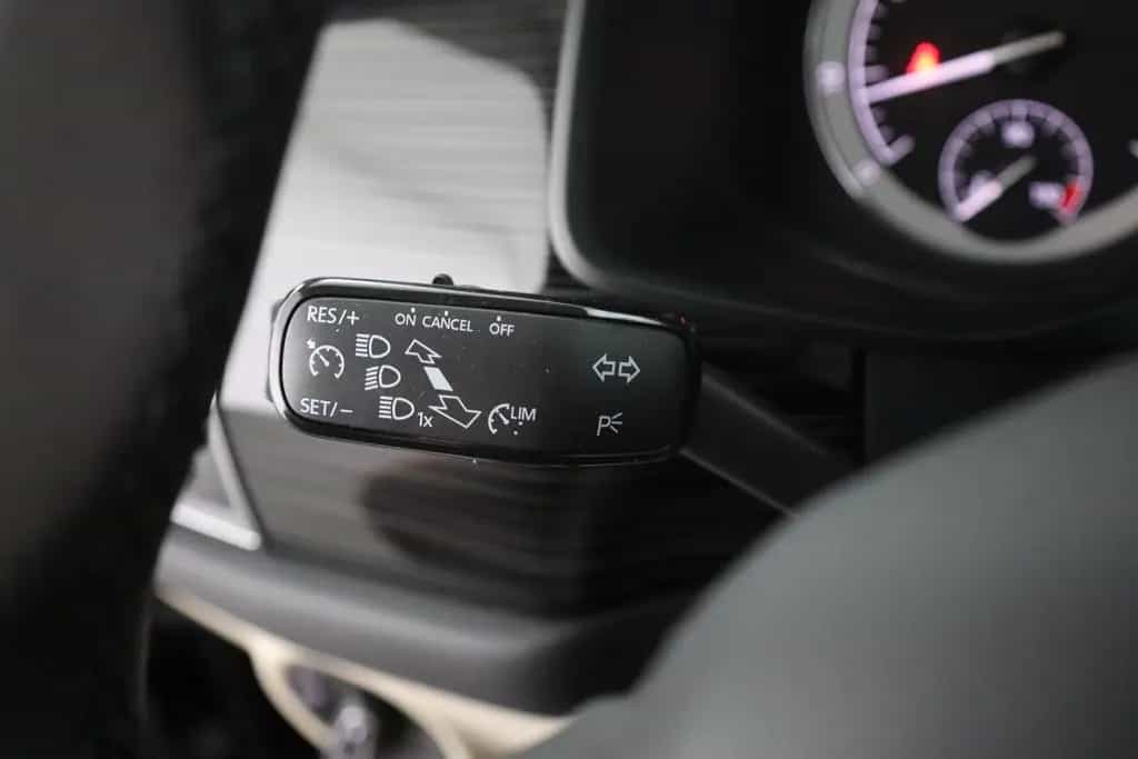 Skoda Kodiaq 1.4 TSI Style 4x4 LED Navi Keyless Kamera 01/2018-photo-17