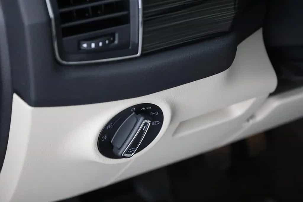 Skoda Kodiaq 1.4 TSI Style 4x4 LED Navi Keyless Kamera 01/2018-photo-19